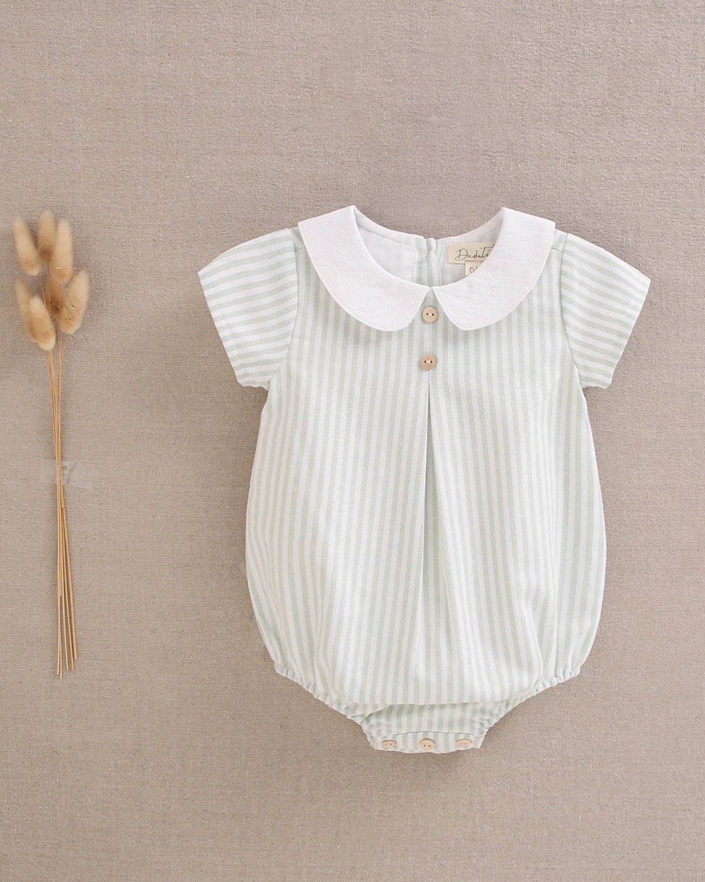 Tutina da neonato a righe verde pastello e bianco Pagliaccetto