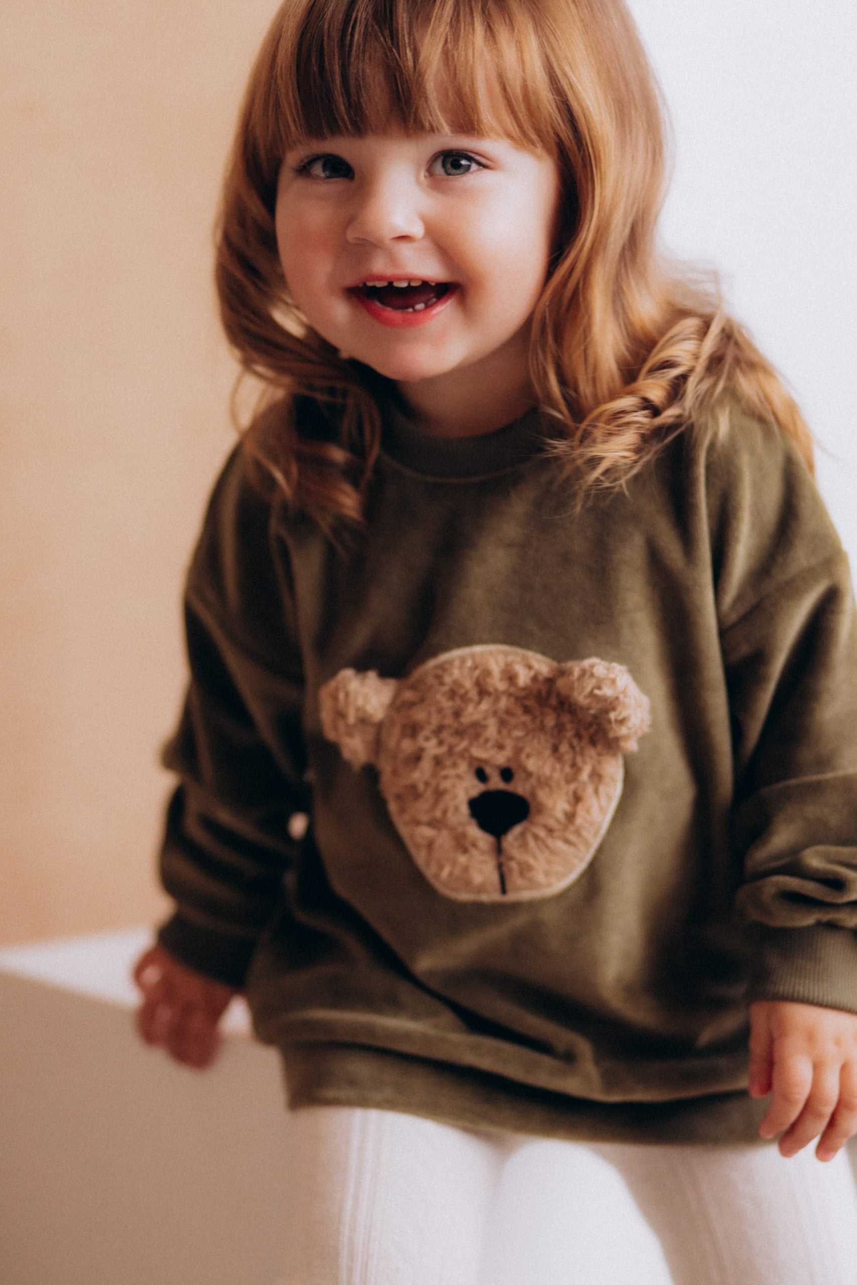 Felpa in velluto con orsetto felpa