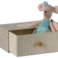 Topo Ballerina nel lettino da giorno, Sorellina Pupazzo