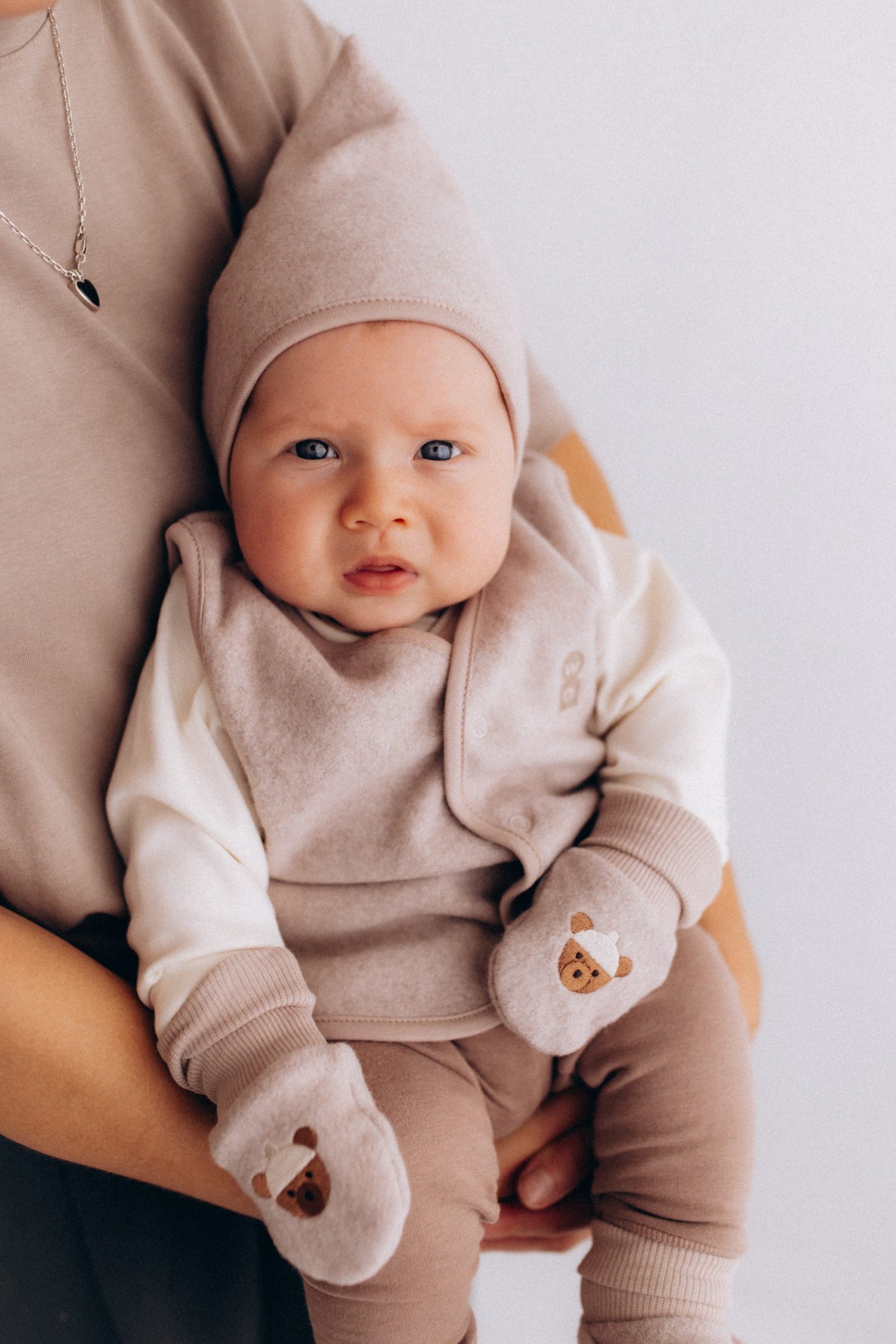 Gilet neonato in felpa di cotone organico