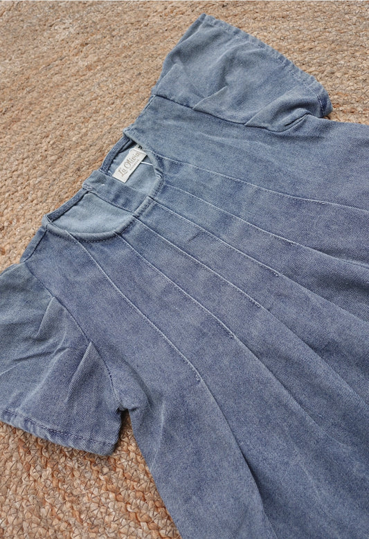 Vestito in denim con volant vestito