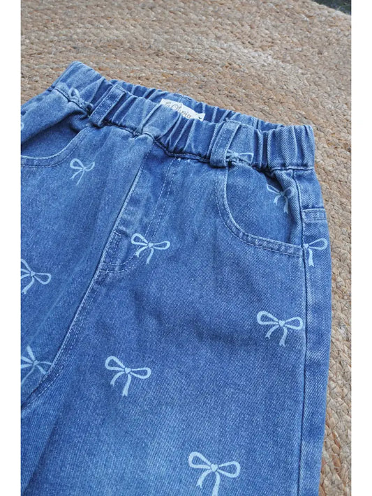 Jeans con fiocchetti jeans